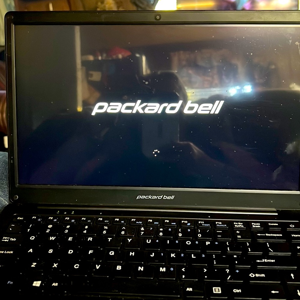 Packard Bell computer